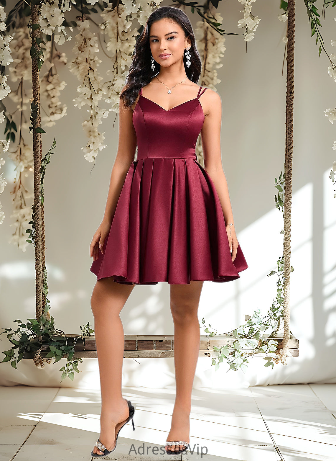 Elaina Ball-Gown/Princess V-Neck Short Satin Homecoming Dress With Bow HCP0025662