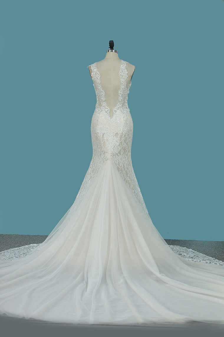 2024 Spaghetti Straps Lace Mermaid Wedding Dresses With Beads Court Train