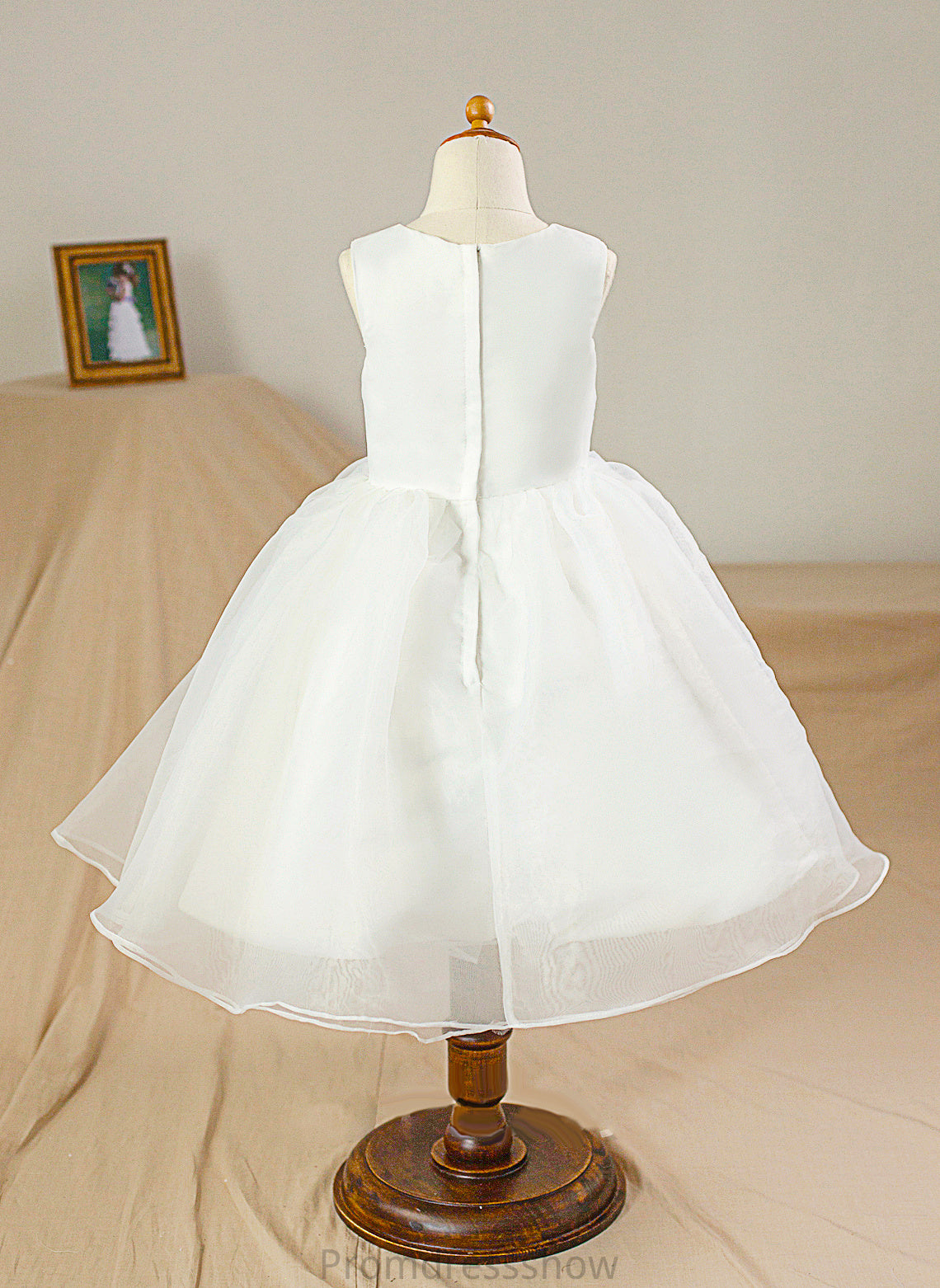 Gown Sleeveless Satin/Tulle Flower Girl Dresses - Estrella Girl Dress Ball Neck Knee-length Flower Scoop