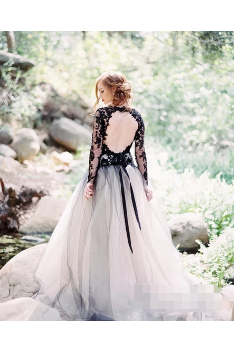 Long Sleeves Wedding Dresses Black Appliques Bridal Dresses Tulle