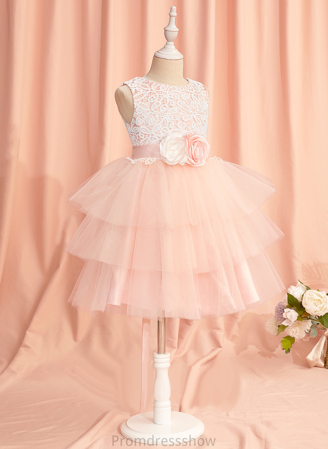 Hole Dress Theresa Ball-Gown/Princess Neck Scoop Satin/Tulle Sleeveless Knee-length With Lace/Flower(s)/Back Flower Girl Flower Girl Dresses -