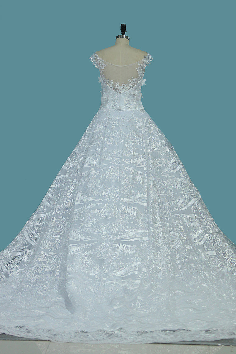 2024 New Arrival Wedding Dresses A Line Scoop Tulle With Applique Cathedral Train